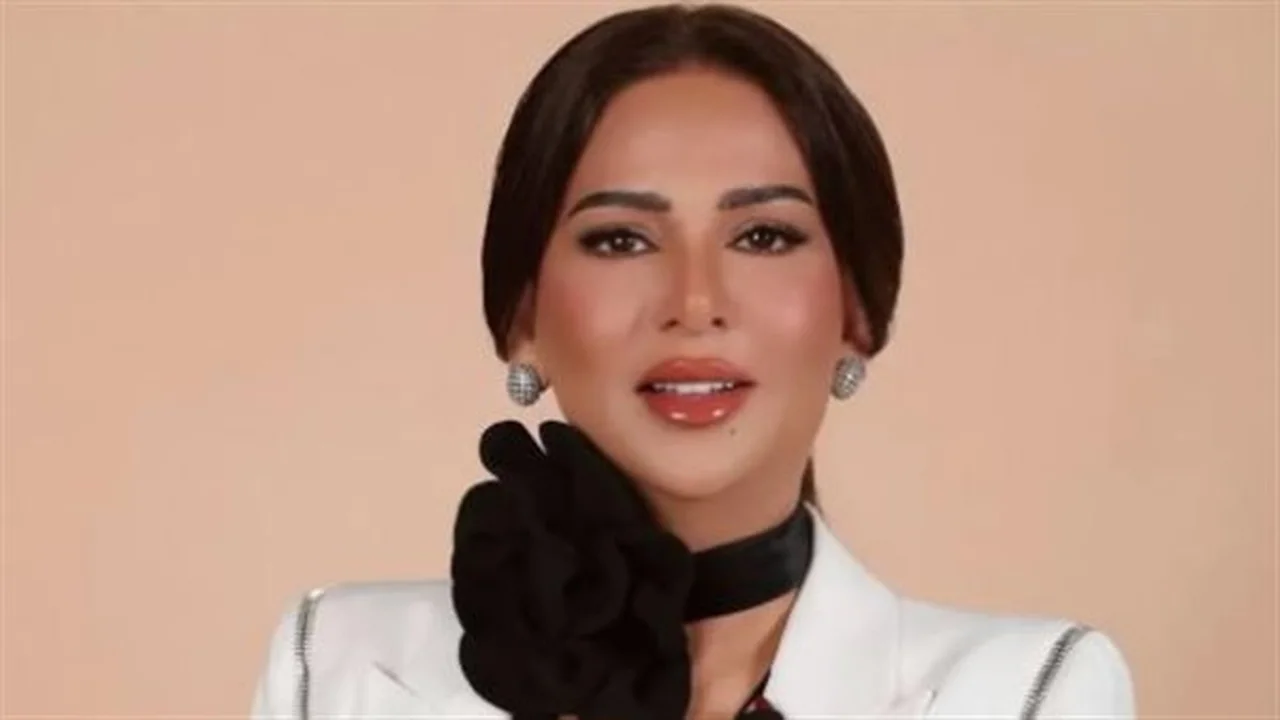 اعتزال نوال الكويتية.. حقيقة غياب قيثارة الخليج عن المسرح بعد مسيرة 40 عاماً